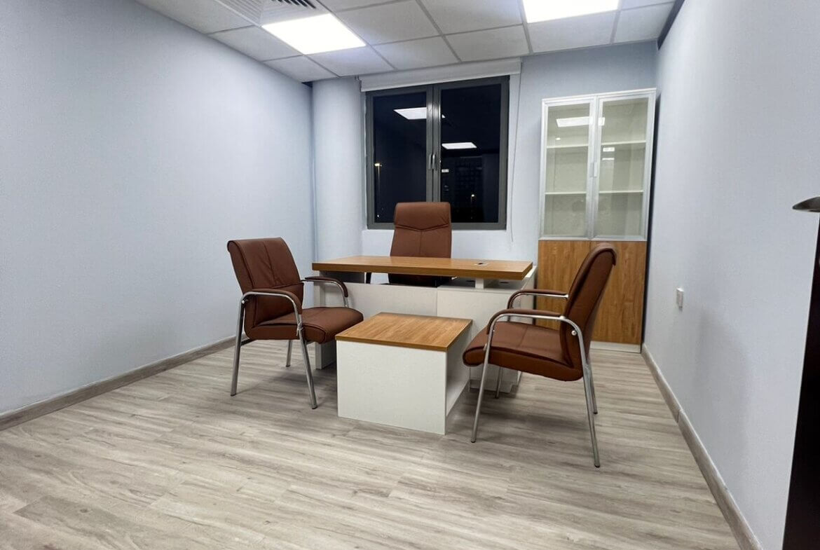 مكاتب فاخرة للإيجار