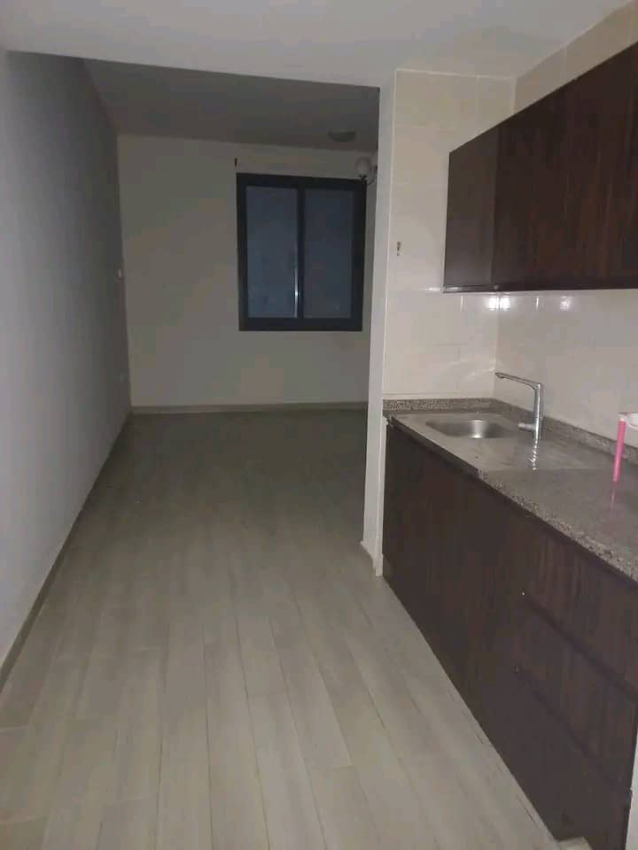 استديو مساحة واسعة للإيجار في عجمان